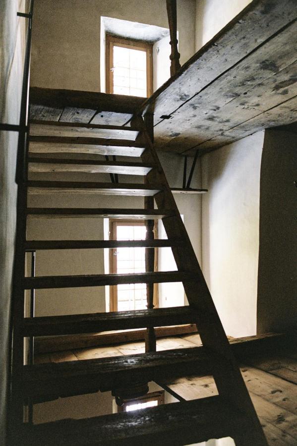 Weiss Kreuz 3* Splügen